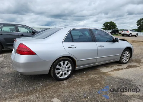 2006 Honda Accord Ex z USA, uszkodzony, nr VIN 1HGCM66896A024061